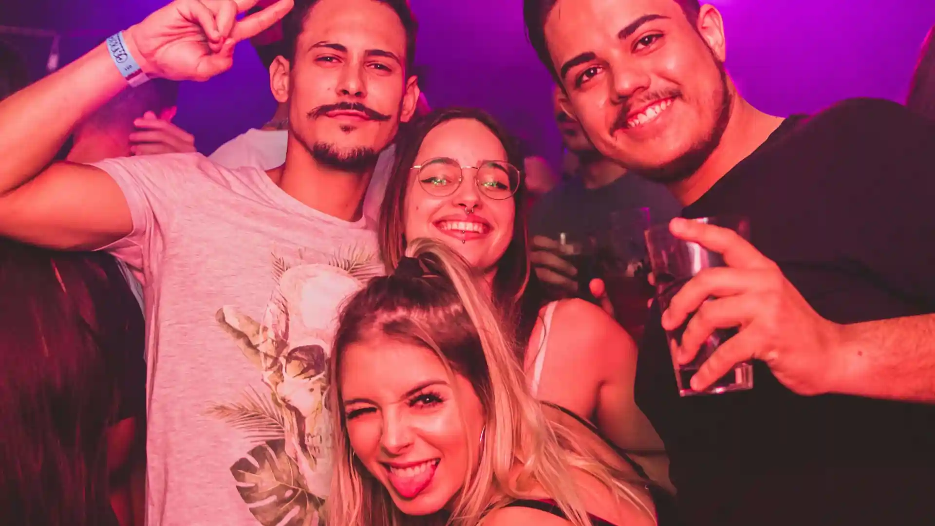 Leonardo Cypria Bay - Falcon Nightclub 