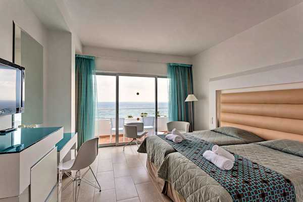 Twin/Double Sea View Room