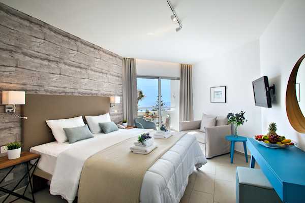 Twin/Double Sea View rooms