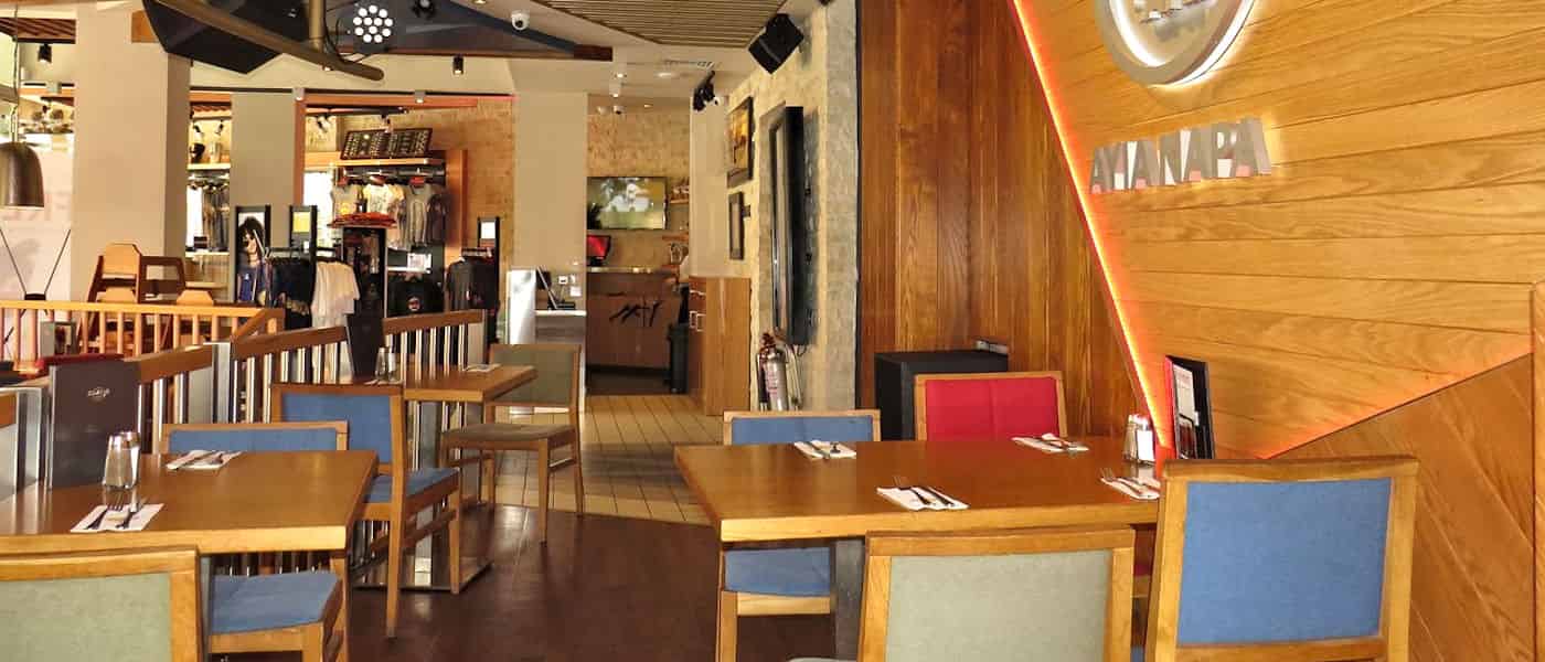 Leonardo Mediterranean Hotels & Resorts - Hard Rock Cafe