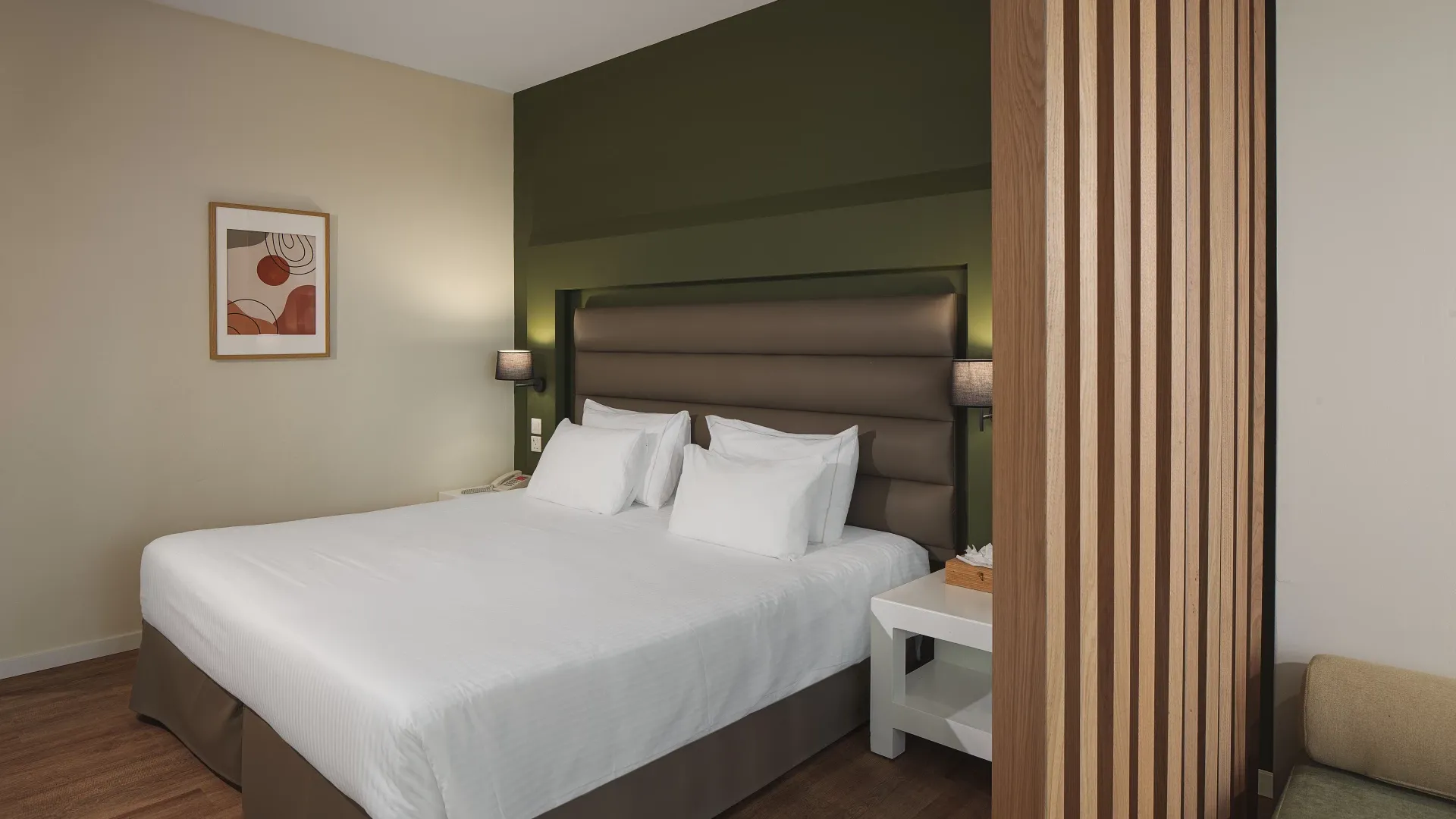 Leonardo Hotels & Resorts Mediterranean - familyRoomSideSeaView_06