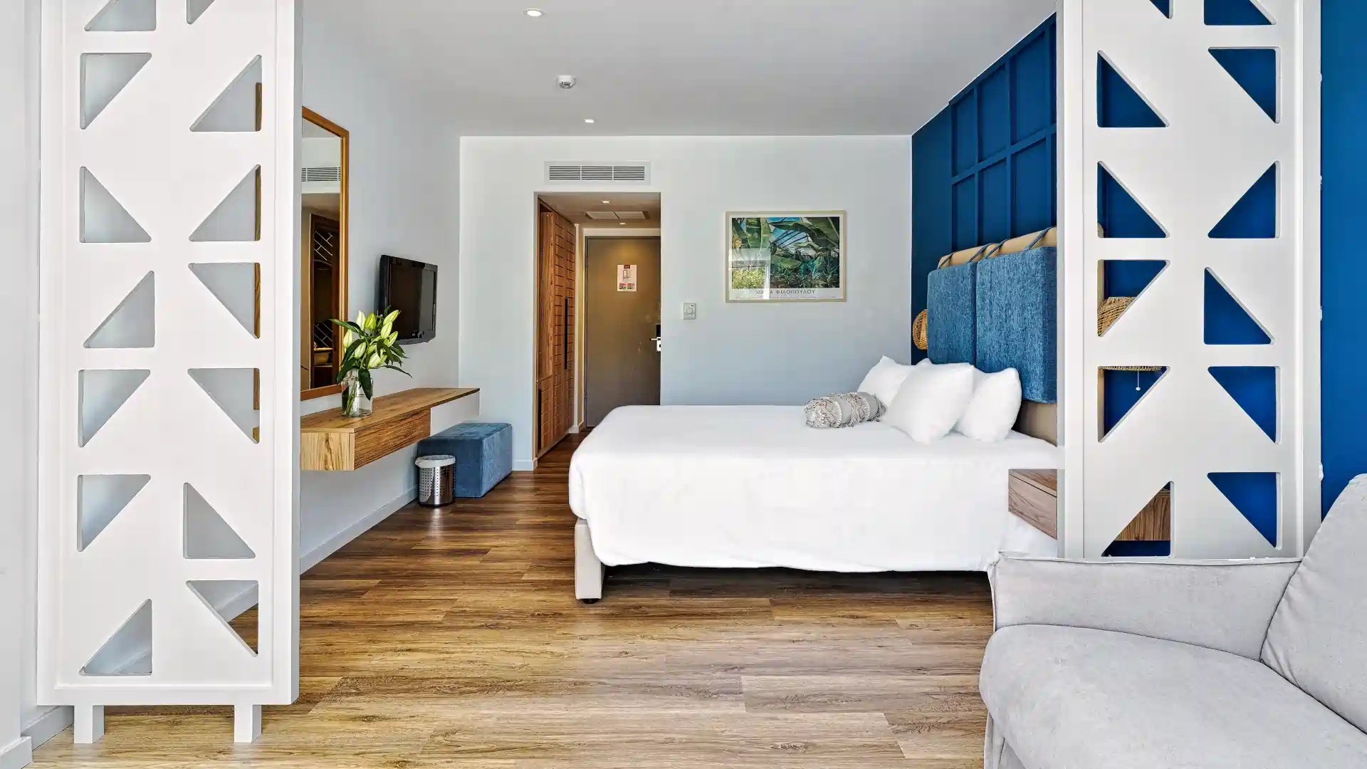 Leonardo Hotels & Resorts Mediterranean - swimUpFamilyRoomGardenView_03