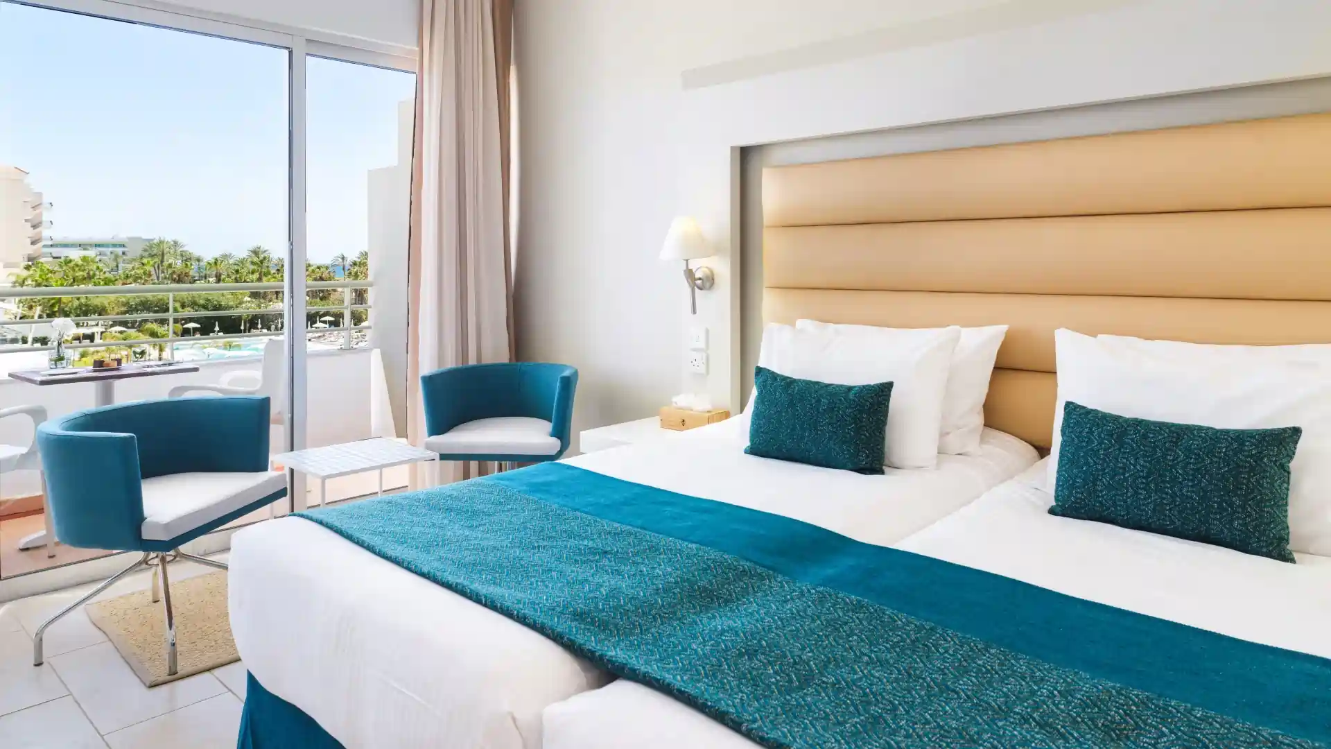 Leonardo Hotels & Resorts Mediterranean - twinDoubleSideSeaView_01