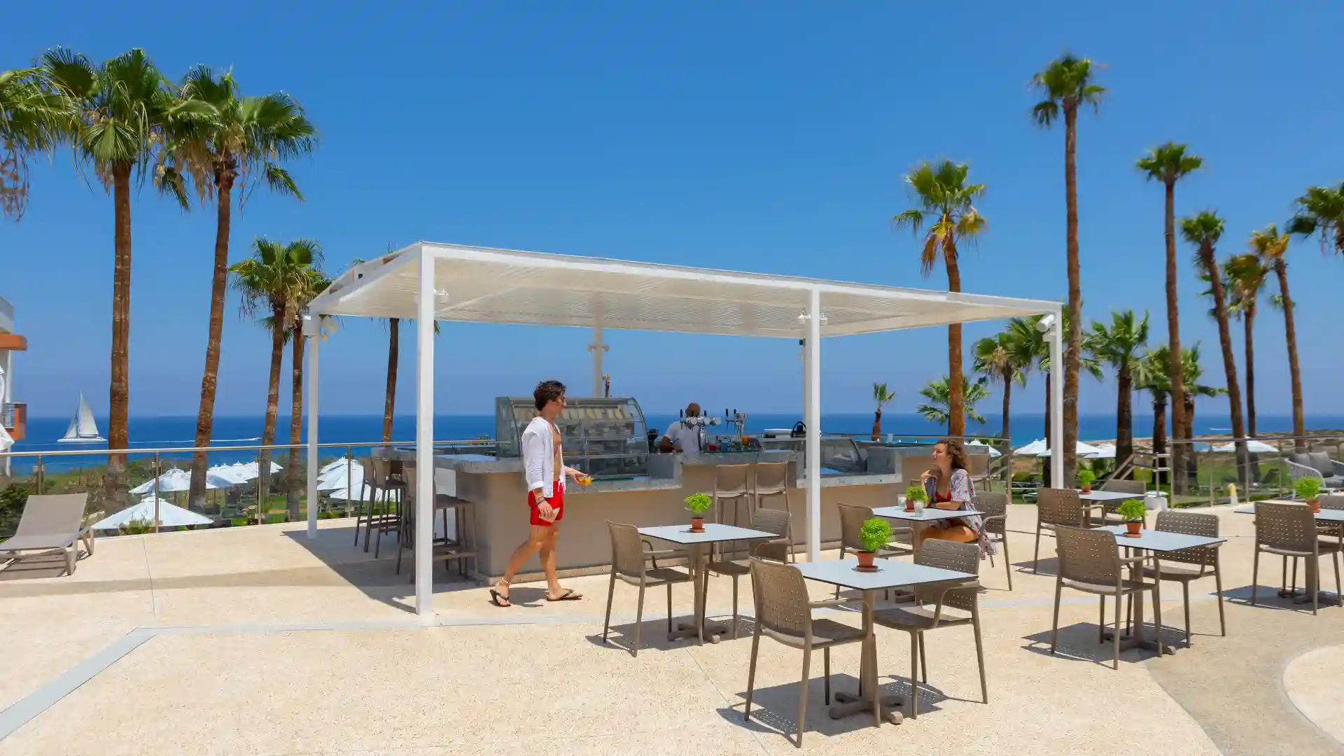 Leonardo Hotels & Resorts Mediterranean - thetisPoolBar_01