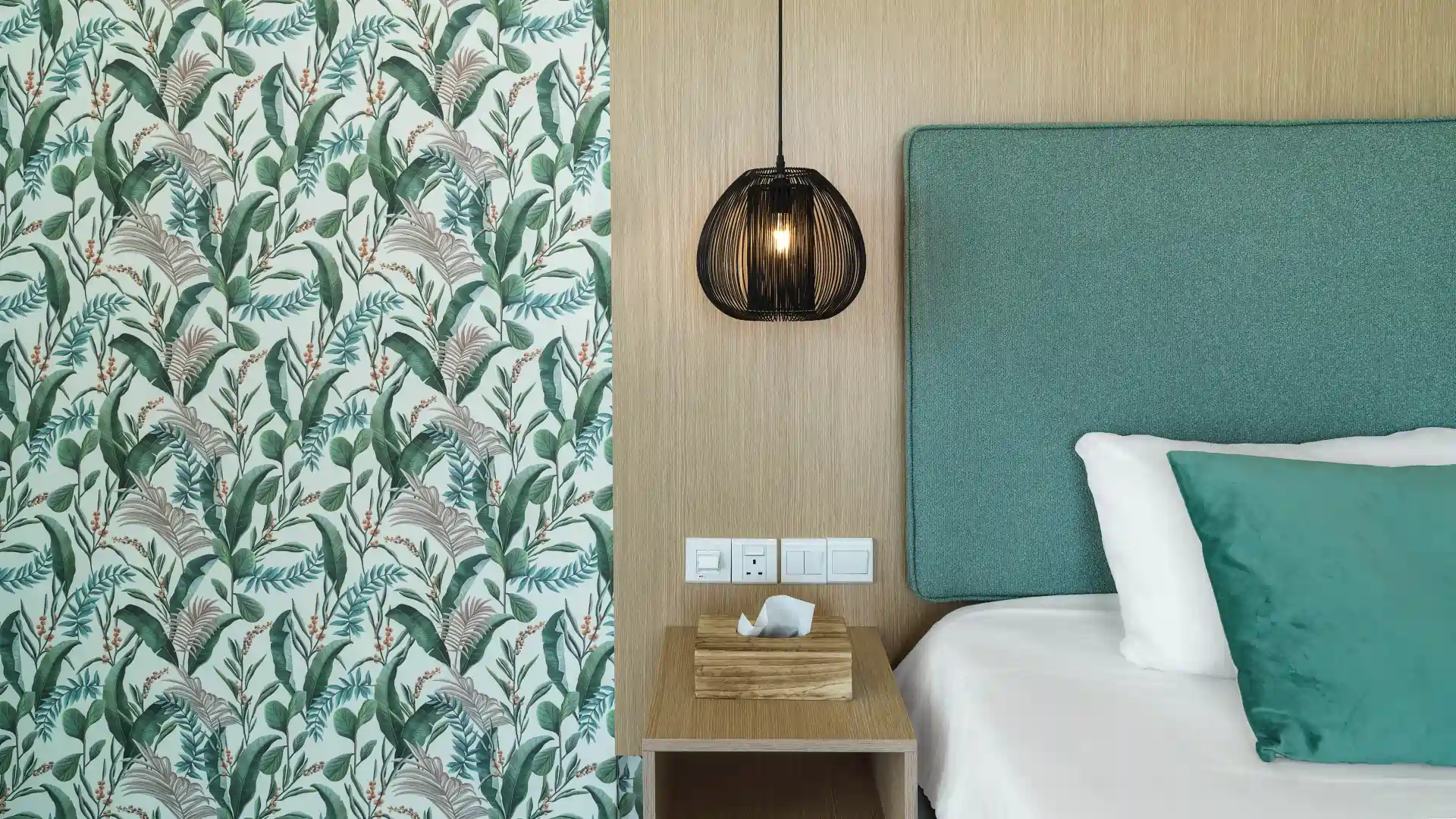 Leonardo Hotels & Resorts Mediterranean - juniorSuiteWithOutdoorHotTub_32