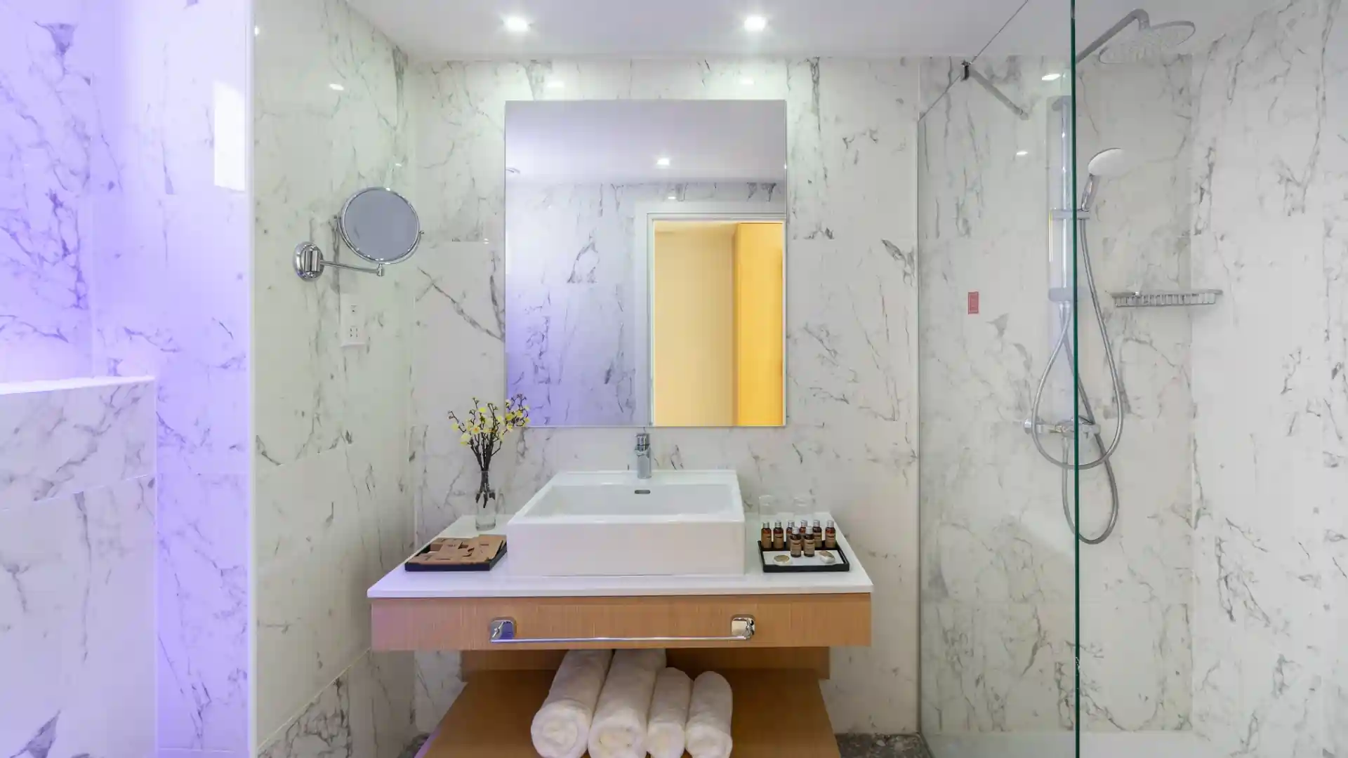 Leonardo Hotels & Resorts Mediterranean - juniorSuiteWithOutdoorHotTub_20