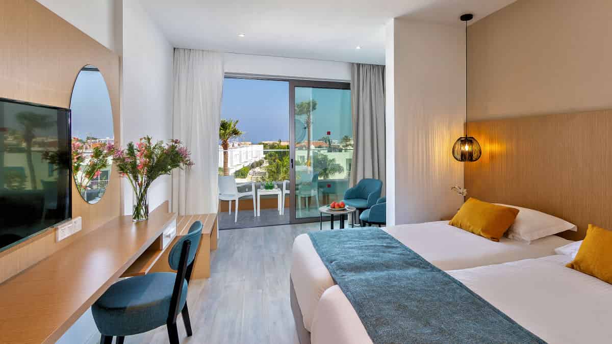 Leonardo Hotels & Resorts Mediterranean - twinDoubleInlandView_04