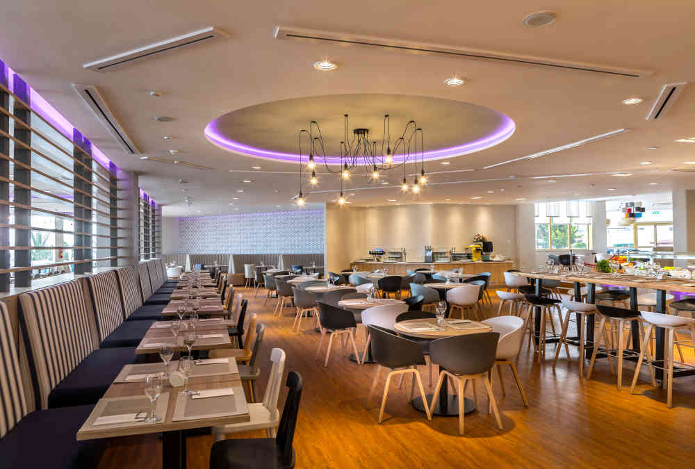 Leonardo Hotels & Resorts Mediterranean - blueHorizonRestaurant_02