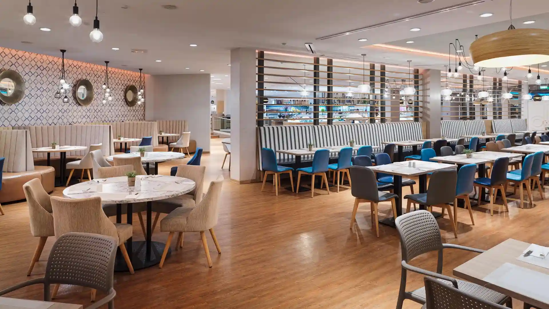 Leonardo Hotels & Resorts Mediterranean - blueHorizonRestaurant_05