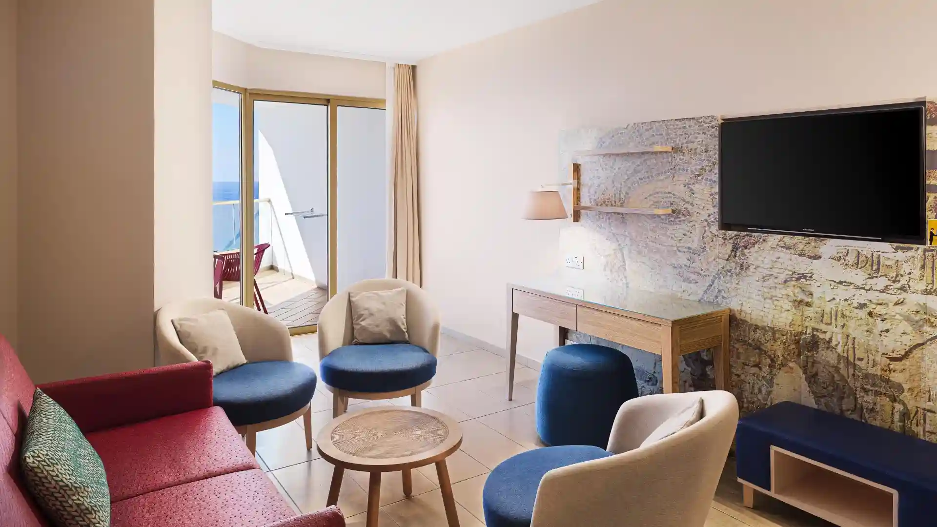 Leonardo Hotels & Resorts Mediterranean - executiveSuiteSeaView_01