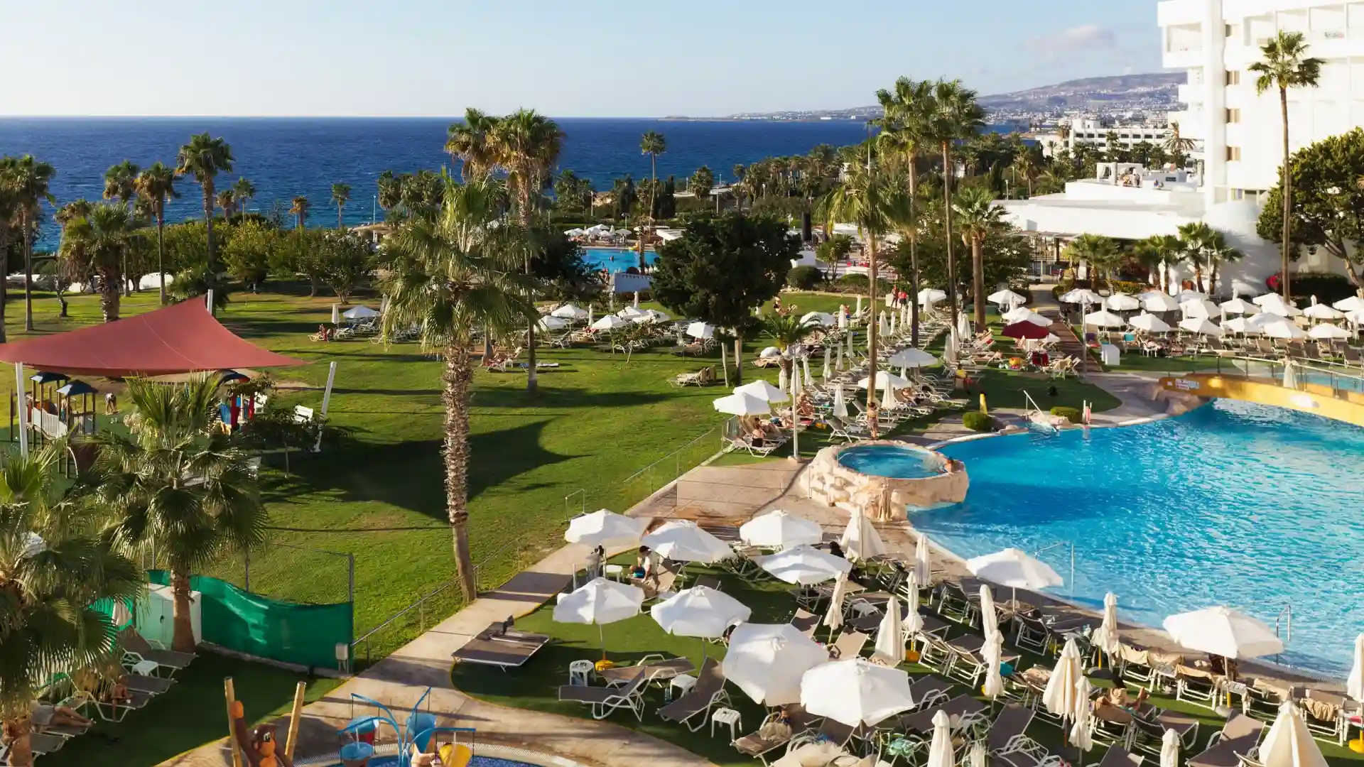 Leonardo Hotels & Resorts Mediterranean - seaViewSuite_01