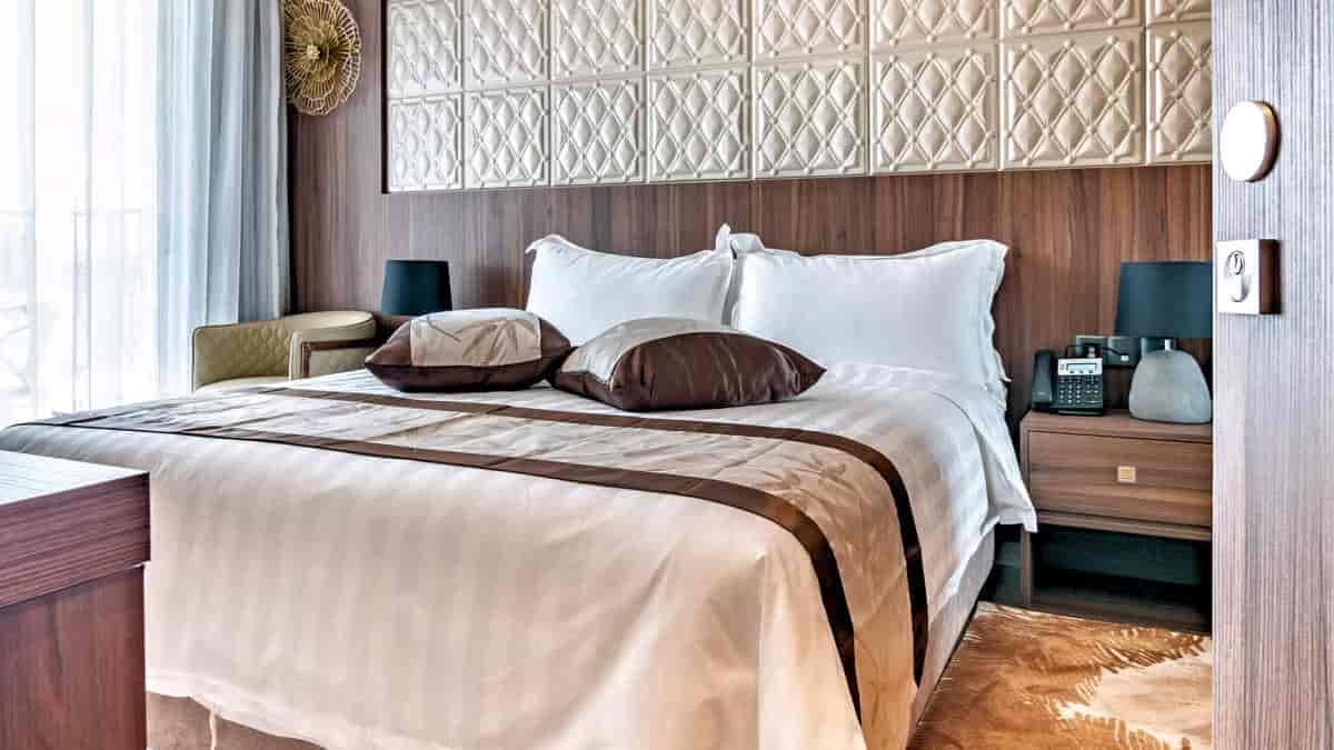 Leonardo Hotels & Resorts Mediterranean - standardRoomCityView_01
