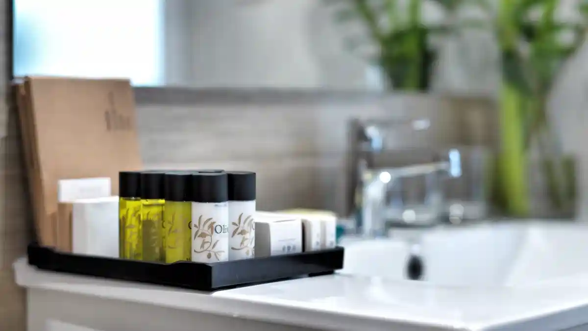 Leonardo Hotels & Resorts Mediterranean - deluxeRoomWithPanoramicInlandView_10