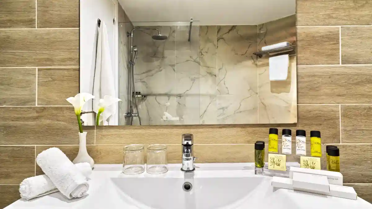 Leonardo Hotels & Resorts Mediterranean - premiumRoomWithPanoramicSideSeaView_08