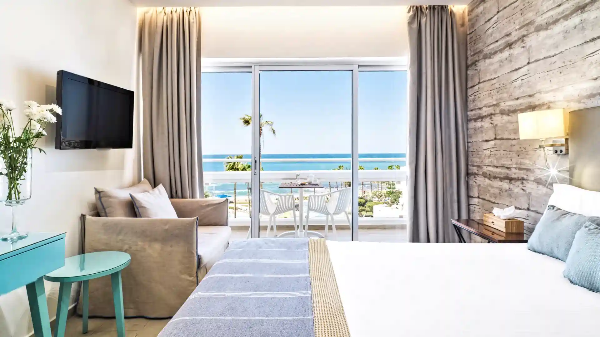 Leonardo Hotels & Resorts Mediterranean - twinDoubleSeaView_02